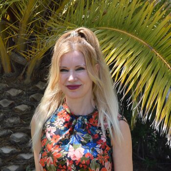 Дебора Уайтхарт - консультант по недвижимости в Marbella Luxury Homes